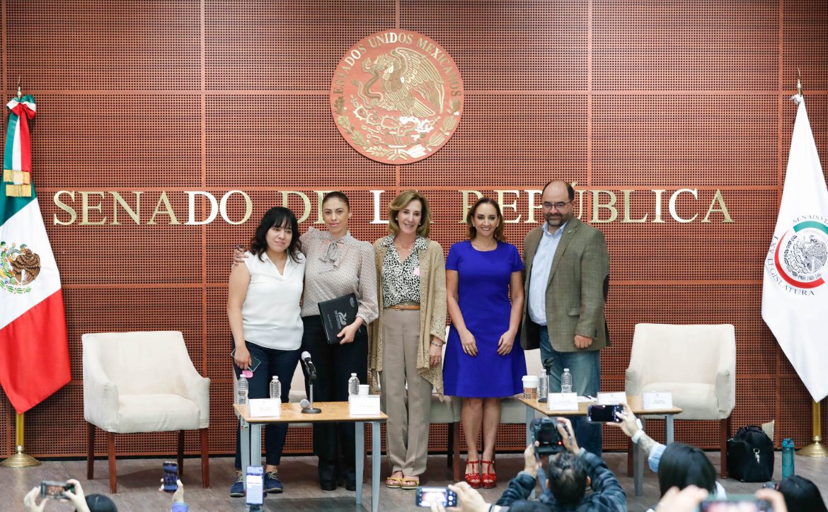 Senadores que renunciaron al PRI formarán un grupo independiente, dice Ruiz Massieu